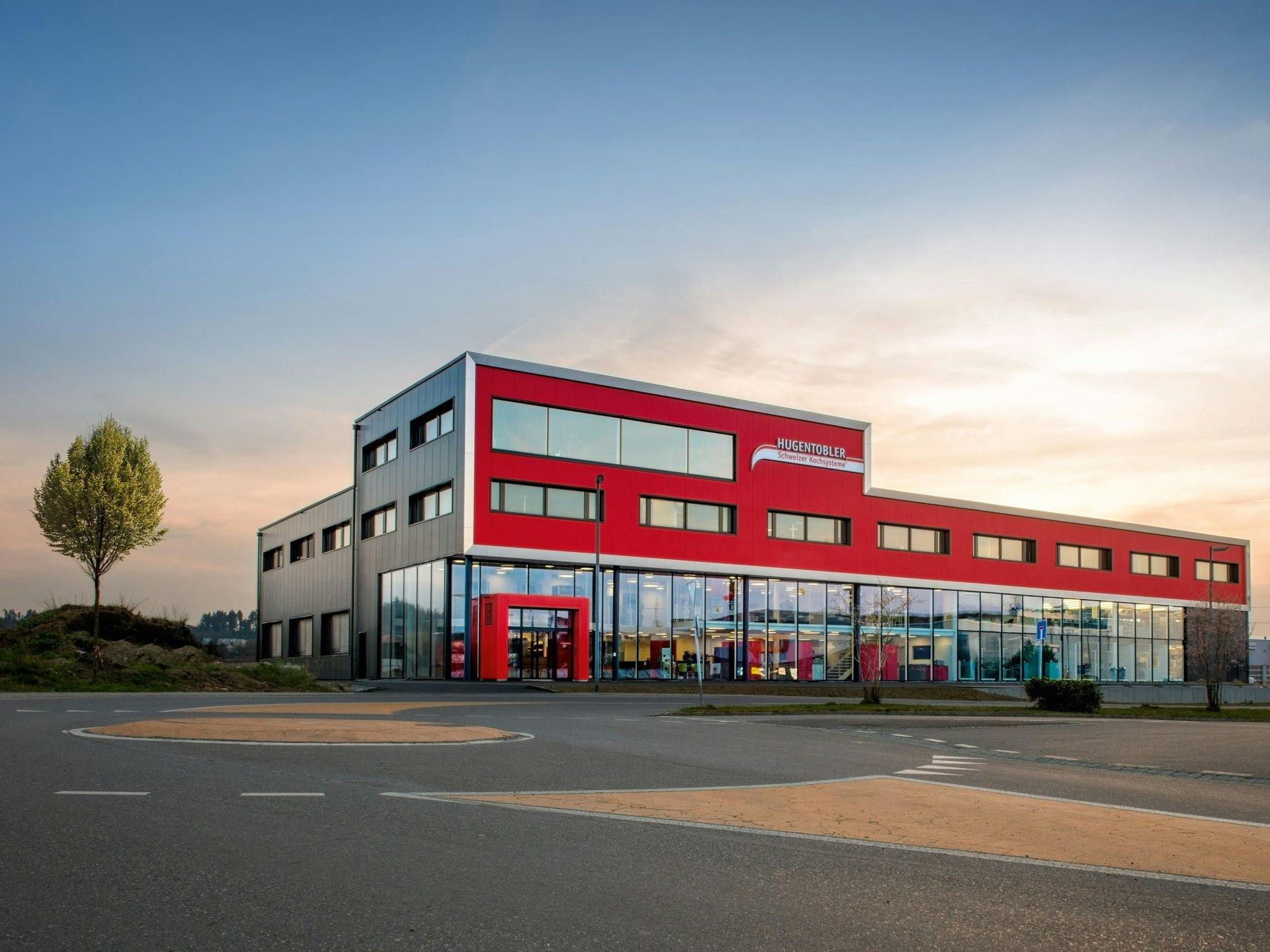 Nominiert für den Prix SVC Espace Mittelland 2023: Hugentobler Schweizer Kochsysteme AG, innovative Gesamtanbieterin von Entwicklung, Herstellung, Aus...