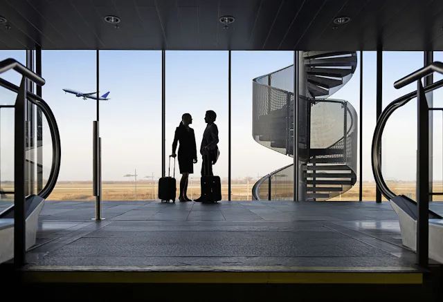 Expatriates reisen viel und leben in verschiedenen Ländern. Das ist eine grosse Herausforderung für die Vorsorgeplanung.