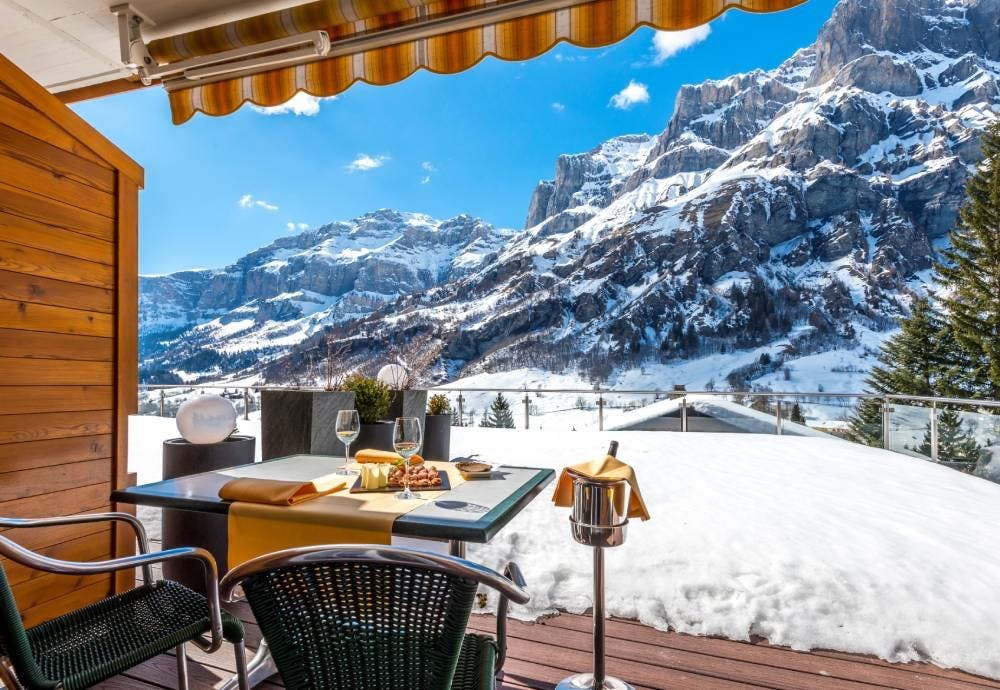 Vue sur le Daubenhorn depuis la terrasse.