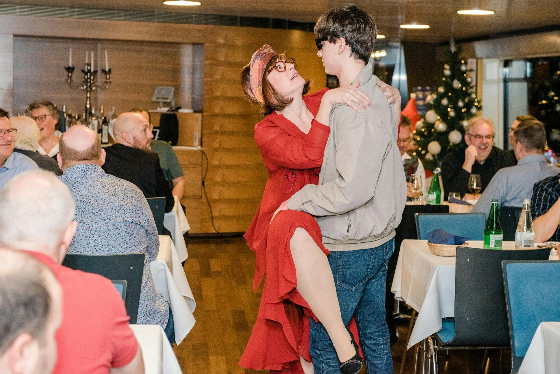 Von den Bündner Bergen bis in die Fribourger Alpen – die Krimi-Erlebnisse von Peter Denlo machen auch bei Ihnen in der Nähe Halt.