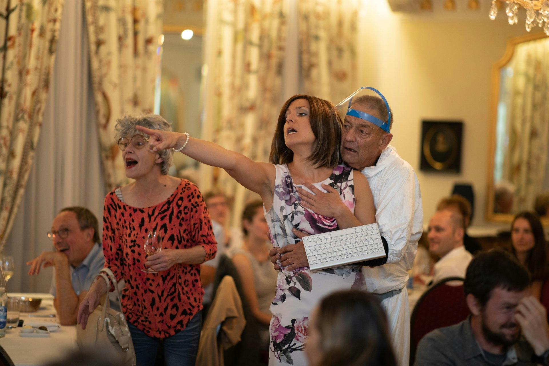 Alle drei Monate wird eine neue Krimi-Komödie aufgeführt. Unvergesslicher Spass für Pärchen, Familien oder ganze Gruppen.