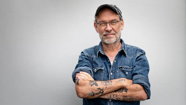 Klaus Petrus verdient heute wesentlich weniger als ein Uniprofessor, doch  er kann im Journalismus seine Leidenschaften ausleben.