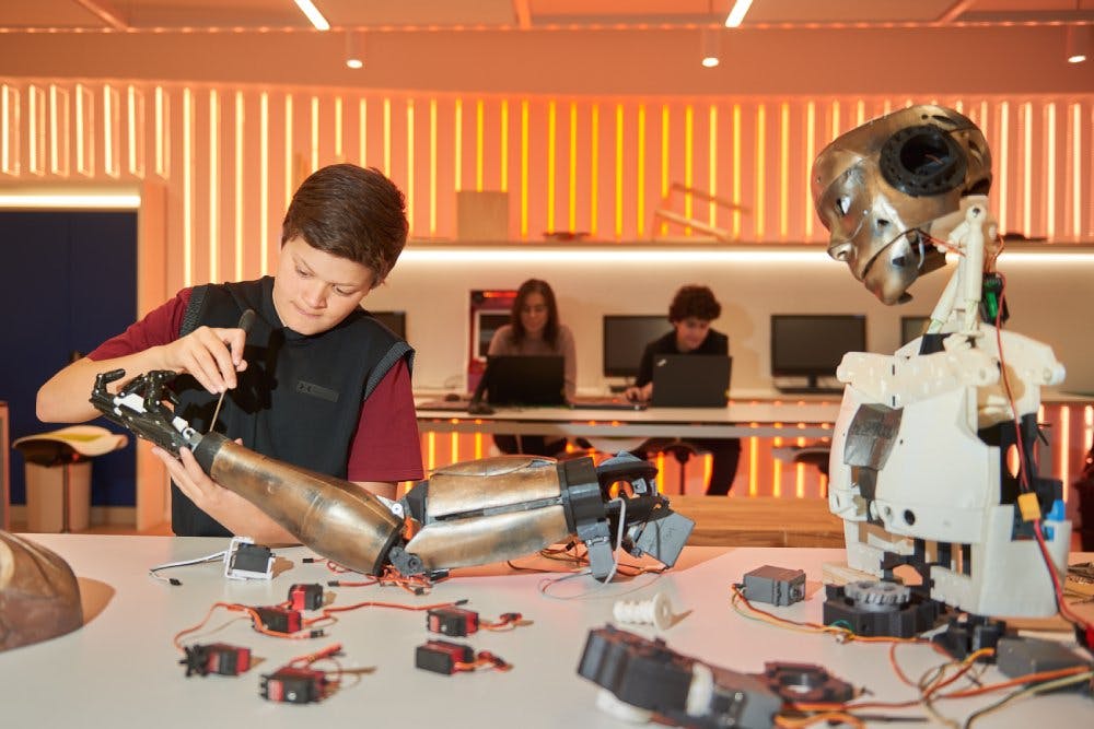 Les activités STEM encouragent la curiosité et l’autonomie en reliant les expériences de la salle de classe à des concepts du monde réel. L’expérience...