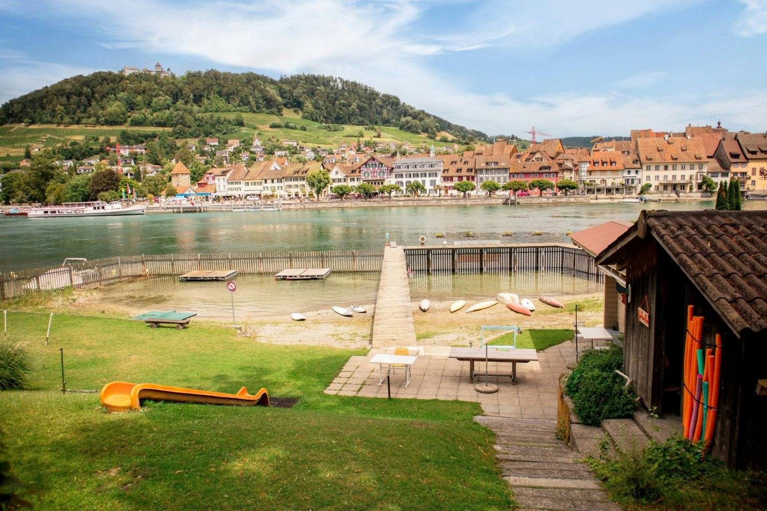 Idyllisch gelegen: das Schwimmbad Espi in Stein am Rhein.