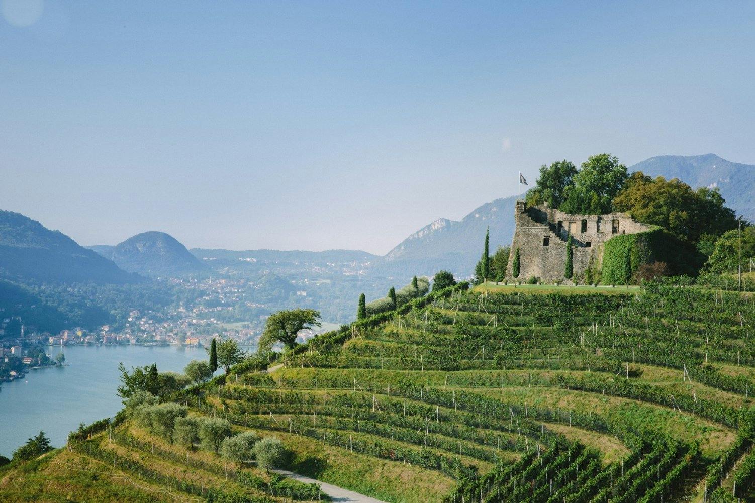 Détente avec vue sur le lac de Lugano: le boutique-hôtel Relais Castello di Morcote.