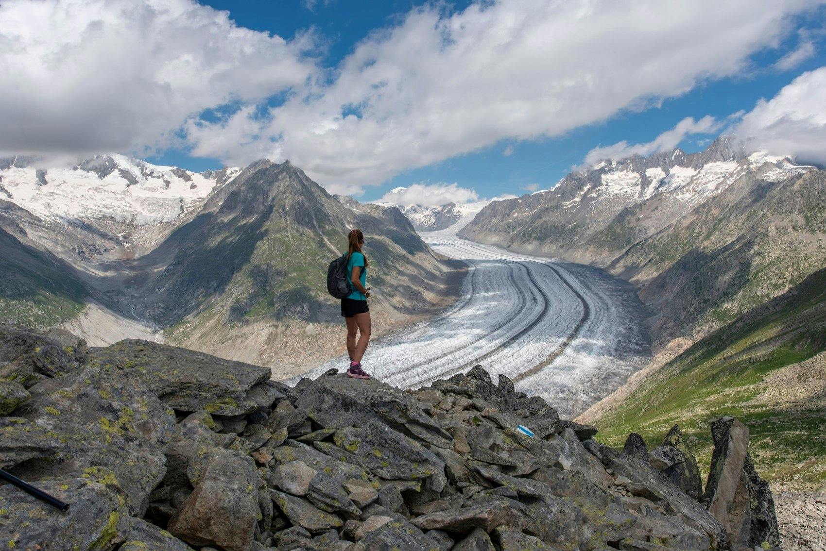 Der UNESCO-Höhenweg vom Bettmerhorn zum Eggishorn eröffnet spektakuläre Ausblicke auf das Alpenpanorama