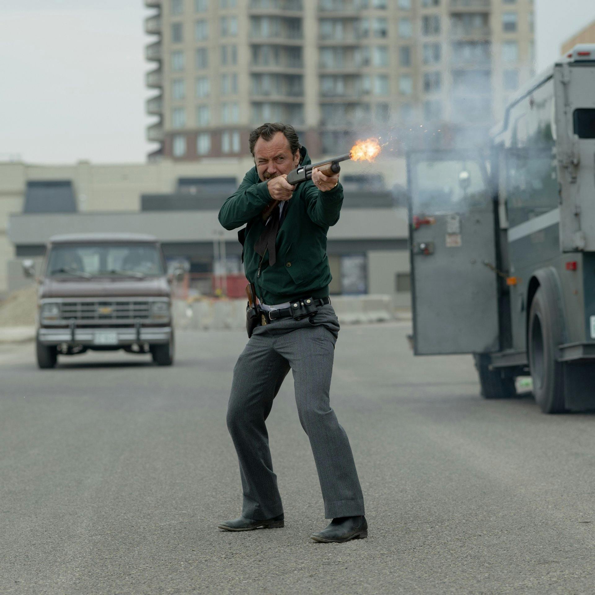 Am 3. Oktober erhält Jude Law für seine herausragende Leistung das Goldene Auge.