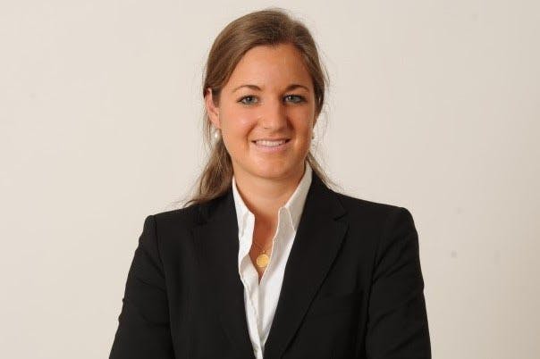Michelle Trafelet, MLaw, Rechtsanwältin und Notarin, Advokatur, Notariat und Mediation Trafelet, Interlaken, erklärt mit einfachen Beispielen komplexe Fragen.