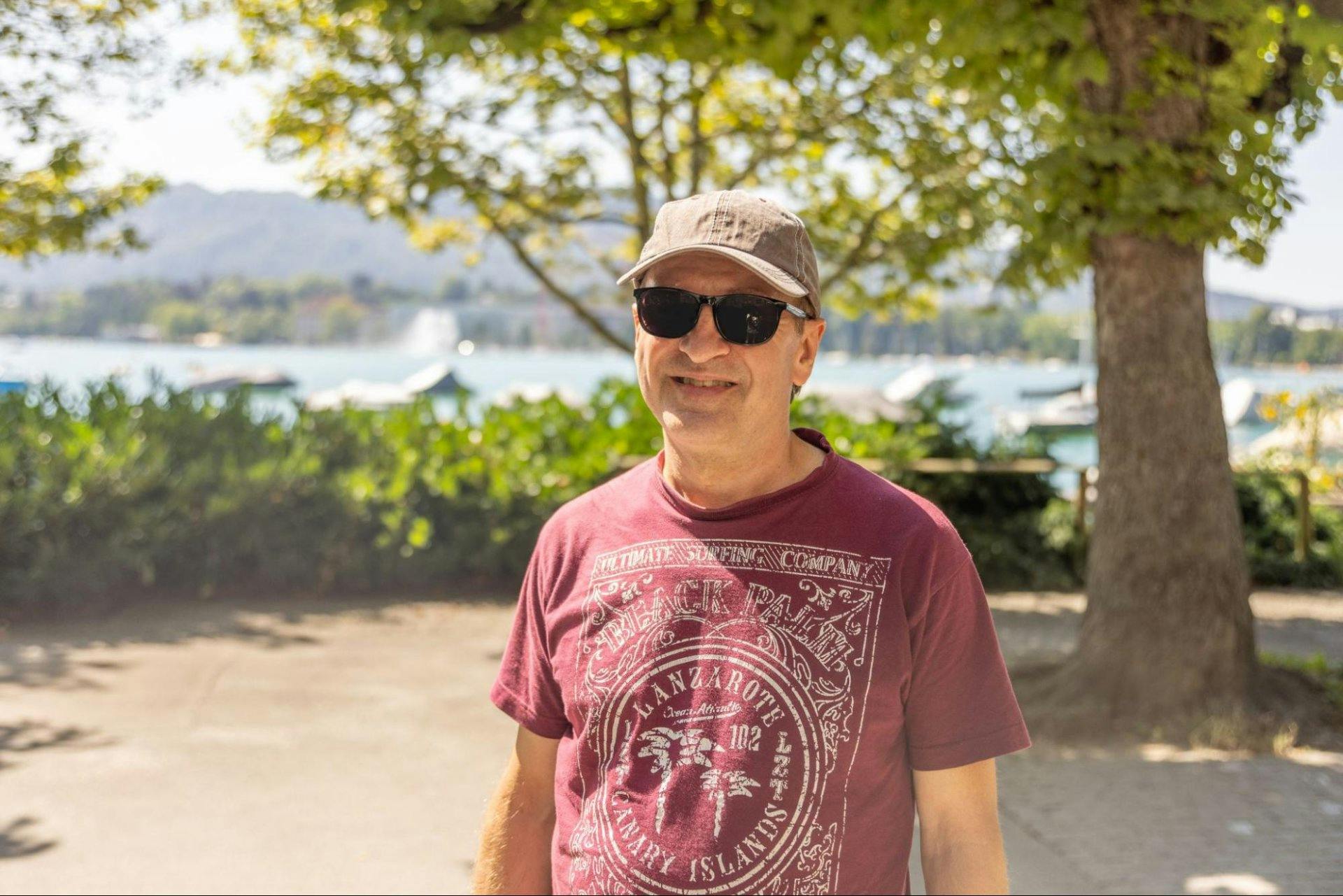 Bruno, 66: «Stempel-, Kunden- oder Geschenkkarten habe ich nicht im Portemonnaie, sondern verwalte sie über mein Handy.»