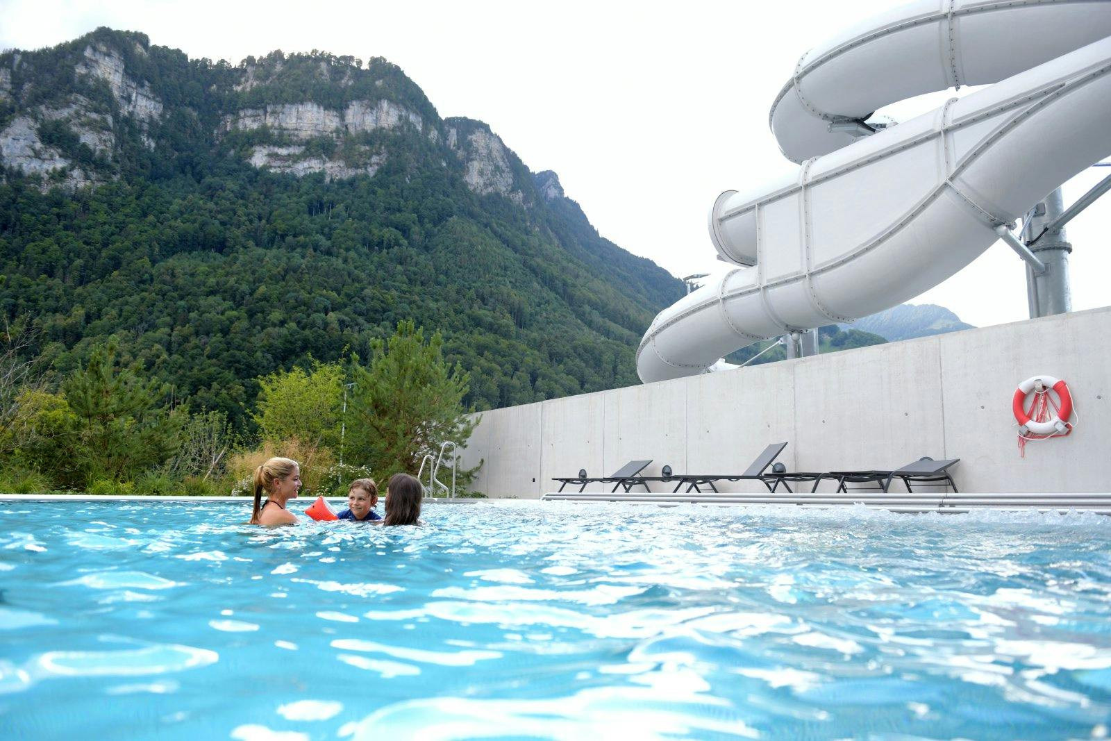 Ob Outdoor oder Indoor: In der Lintharena ist der Wasserspass vorprogrammiert.