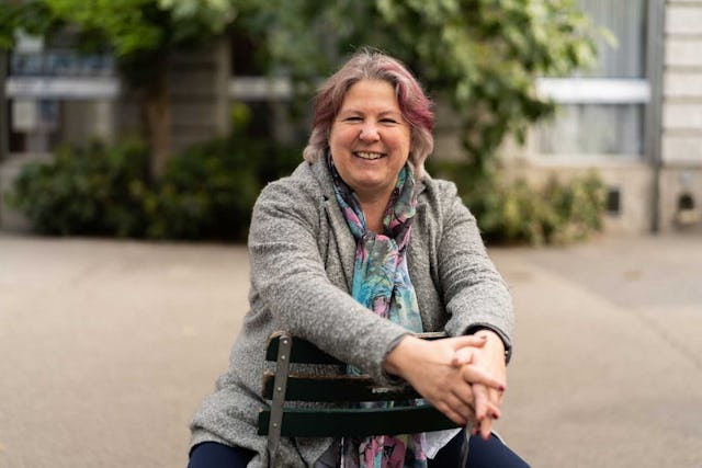 Monika Keller, 62 Jahre, engagiert sich seit zehn Jahren ehrenamtlich.