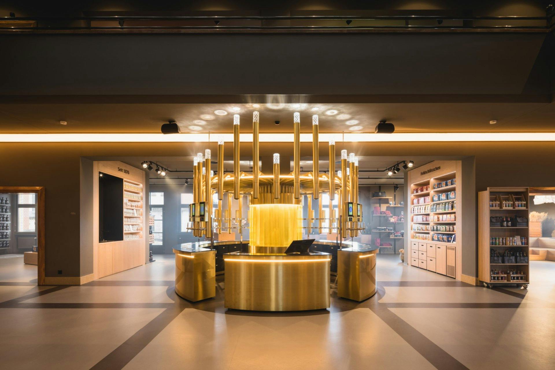 Nach nur 12 Minuten Fahrt mit dem IR36 erreichen Sie das schöne Städtchen Rheinfelden, das zum Flanieren einlädt. Und wie wäre es mit einem Besuch der...