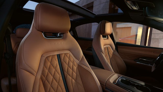 Mit Ausstattungsoptionen wie Nappaleder in «Tan» setzt Mazda auf hochwertige Materialien.