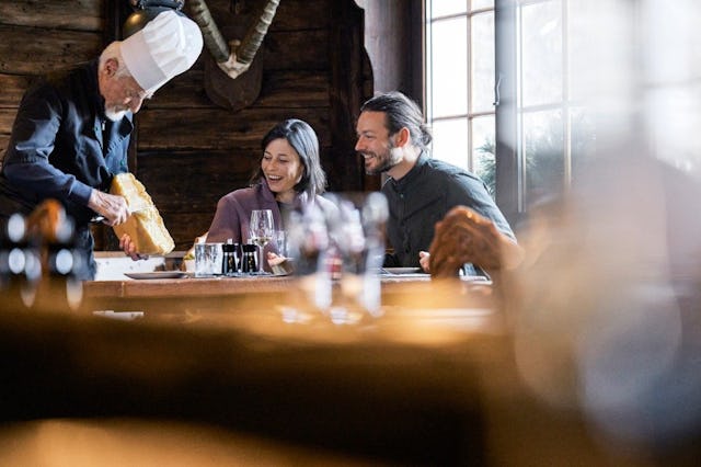 À Zermatt, la gastronomie a la fibre écoresponsable, privilégiant les produits régionaux, les ingrédients bio et limitant le gaspillage alimentaire.