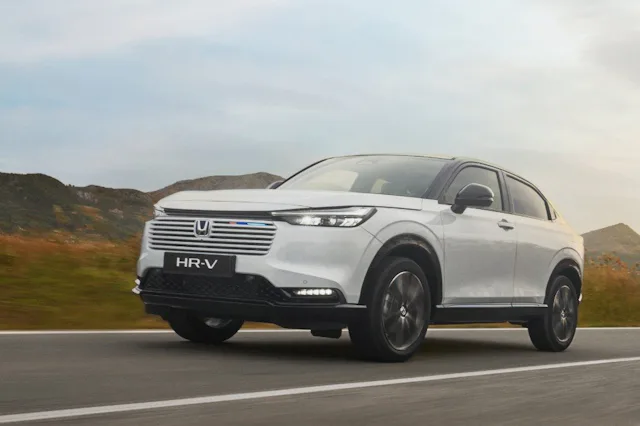 Der HR-V: der geräumige und vielseitige SUV von Honda – mit Panorama-
Glasdach.