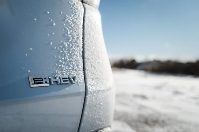 Die e:HEV-Technologie von Honda ist darauf ausgelegt, weniger Kraftstoff zu
verbrauchen.