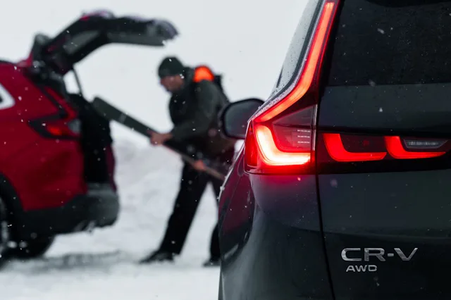 Mit Platz für Ski- und Sportausrüstung ist der Honda CR-V der perfekte Begleiter für Ferienreisen.