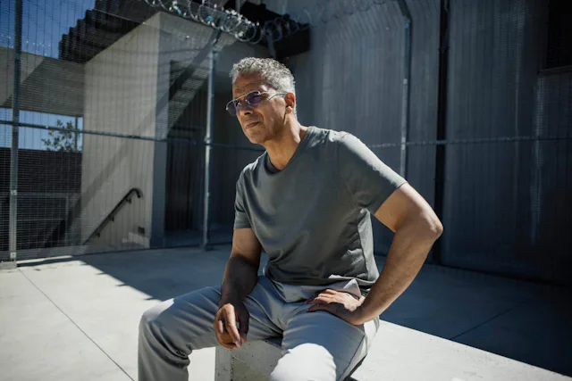 Massoud Djebbari, interprété par Sami Bouajila