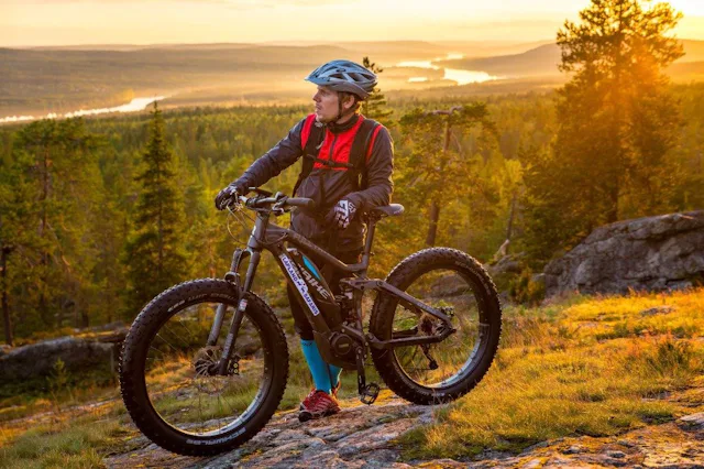 Biken in Lappland