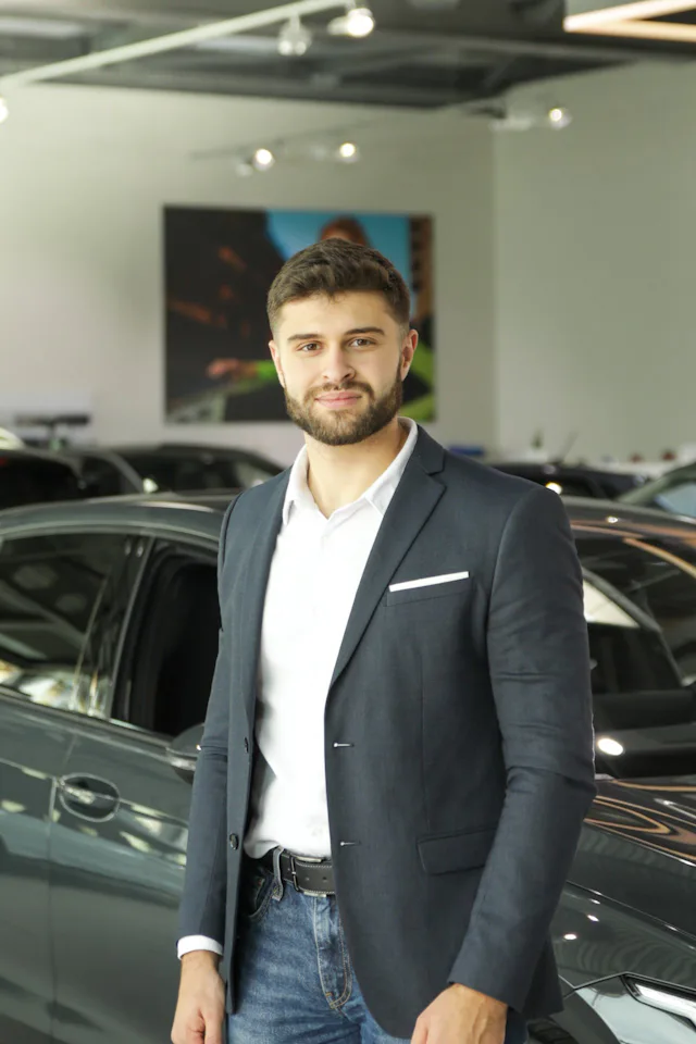 Felipe Capelli, Account Manager