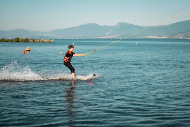 Téléski nautique à Estavayer-le-Lac