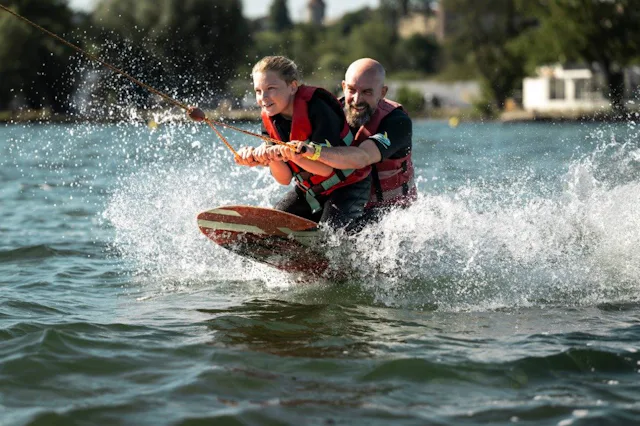 Téléski nautique à Estavayer-le-Lac
