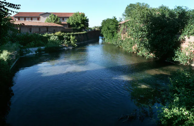 Ein Ausflug, der sich lohnt: Wer dem Navile-Radweg folgt, entdeckt idyllische Orte unweit von Bologna entfernt.
