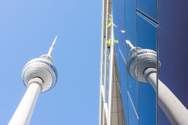 Versorgungsnetze, Mobilfunkmasten, Produktionsanlagen: Die Nachfrage nach Infrastruktur steigt.