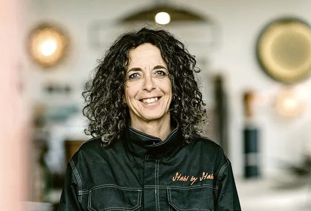 Künstlerin Andrea Stahl