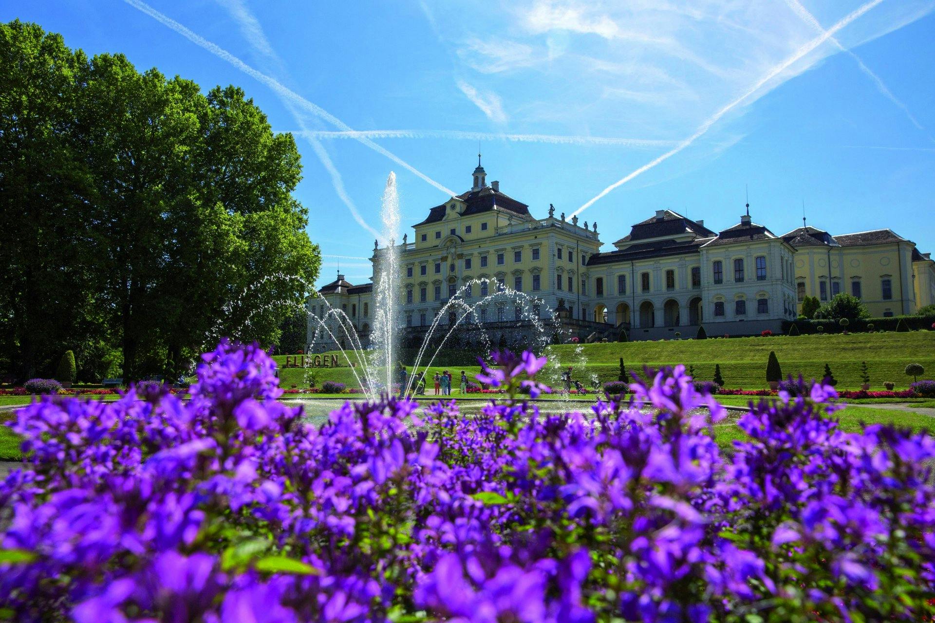 Residenzschloss und Blühendes Barock Ludwigsburg.