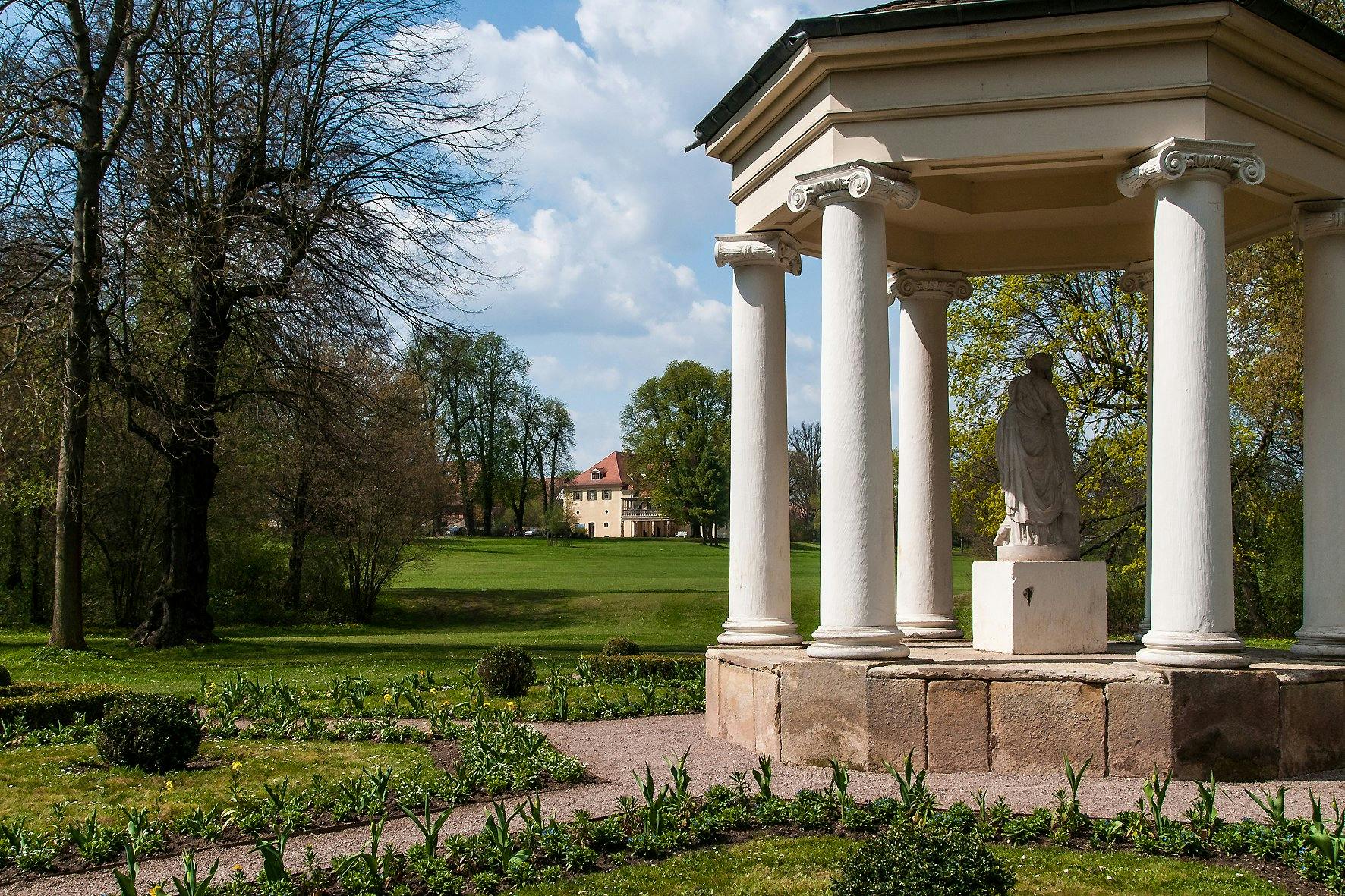 Musentempel im Schlosspark Tiefurt.