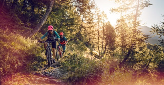 Paradiesisch: Die unzähligen Singletrails locken Biker auf die Alpensüdseite.