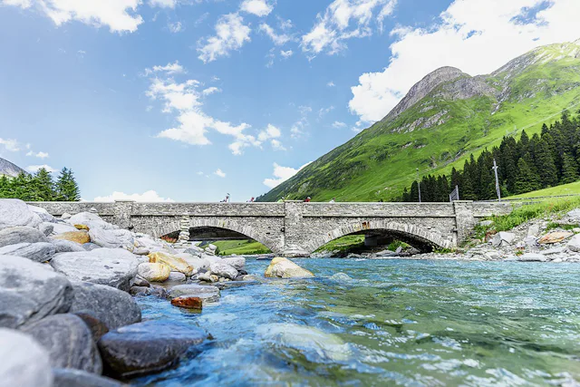 Ein schönes Panorama jagt das nächste.