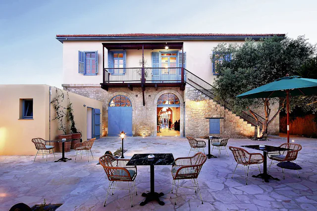 Boutique-Hotels statt All-Inclusive-Anlagen: wie hier auf Zypern das Hotel Polis 1907.