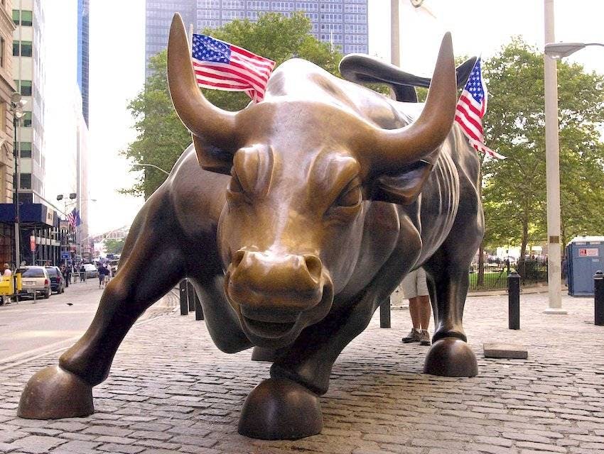 Der Bulle stürmt weiter: Auch nächstes Jahr ist mit steigenden Kursen zu rechnen.