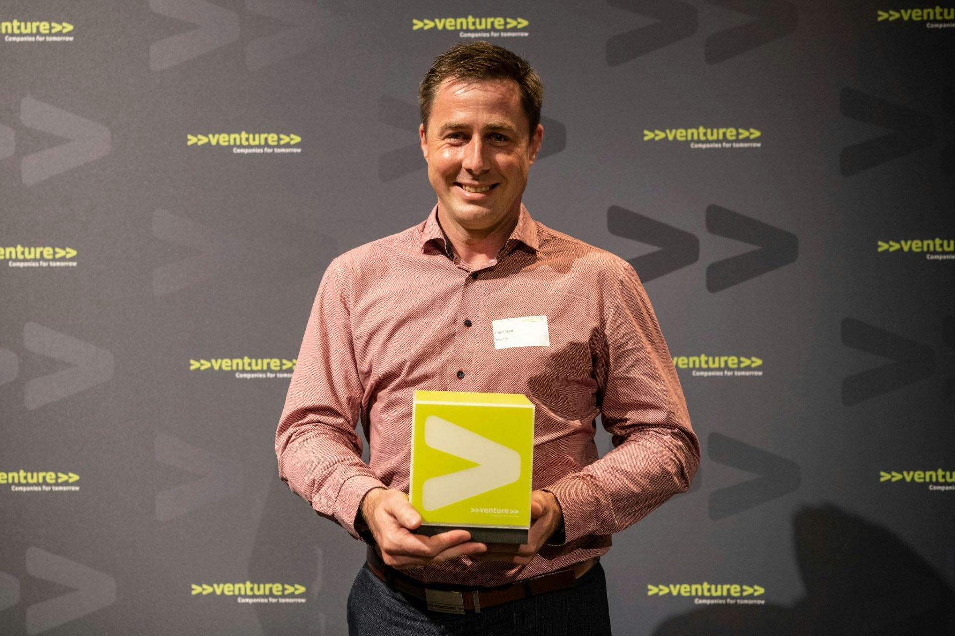 MapTiler (Zug): Eine Softwareplattform zur Erstellung massgeschneiderter intelligenter Landkarten der neuen Generation.