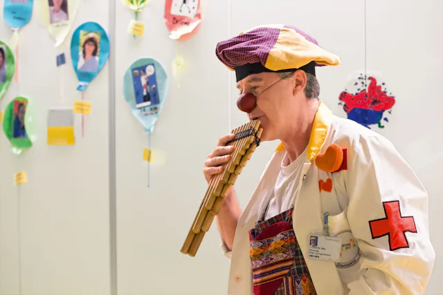 Spenden-Aktion von Jelmoli für die Stiftung Thodora: Der Clown-Doktor besuchte 2500 Kinder im Spital.