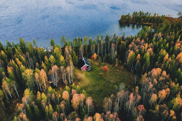Berge, Seen, tiefe Wälder, Sümpfe, Inseln: Lappland ist ein wahres Paradies für Outdoor-Liebhaber.