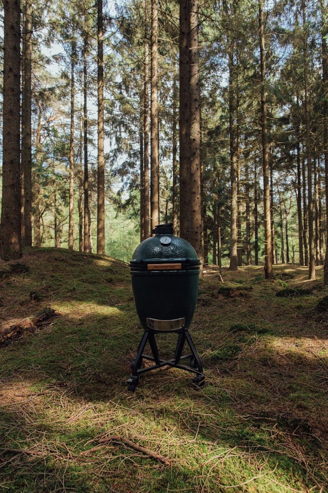 Das Big Green Egg besticht durch das Zusammenspiel von schönem, funktionalem Design und der Verwendung hochwertiger Materialien.