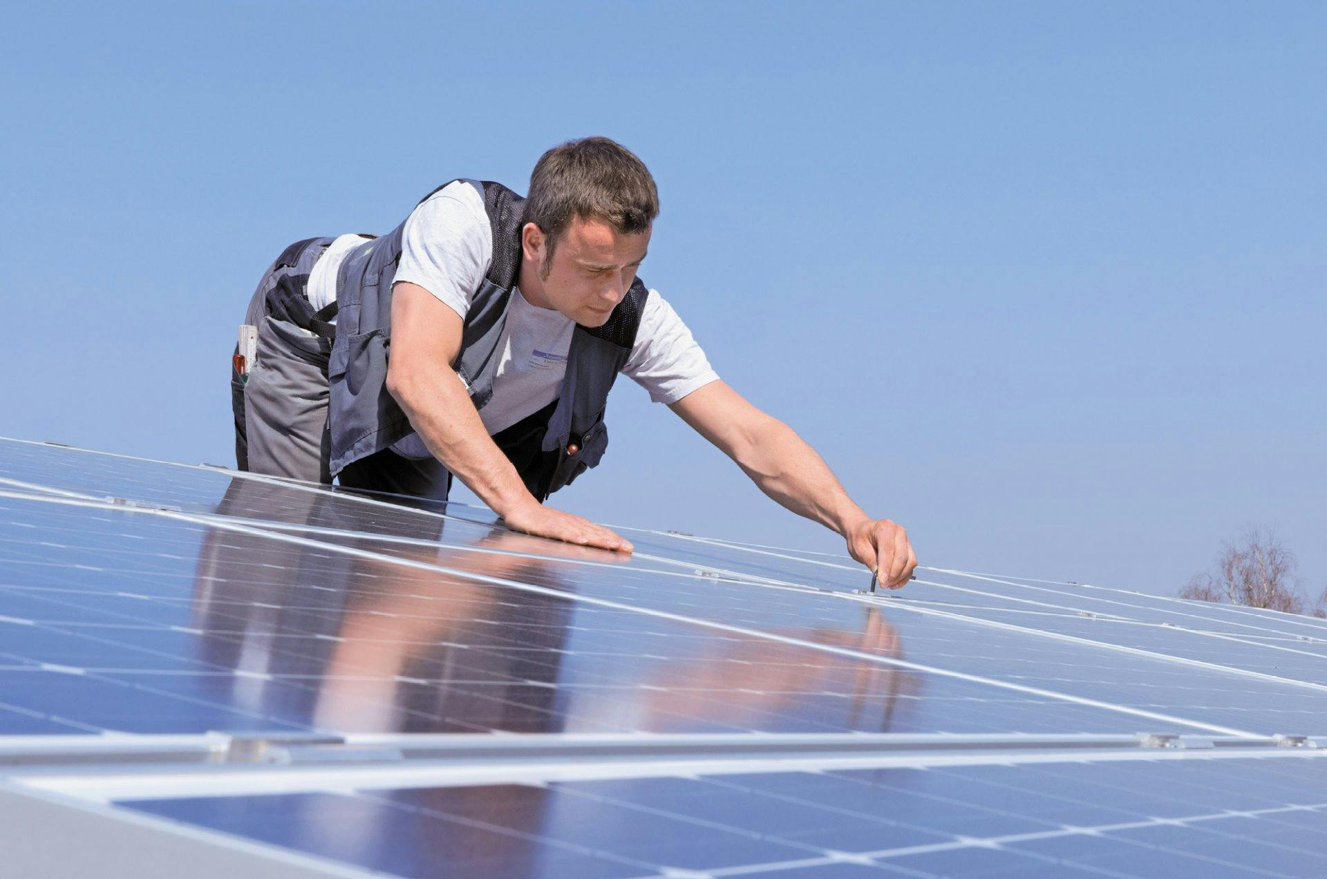 Solarpanels wurden in den letzten Jahren immer leistungsfähiger – gleichzeitig sind die Kosten erheblich gesunken