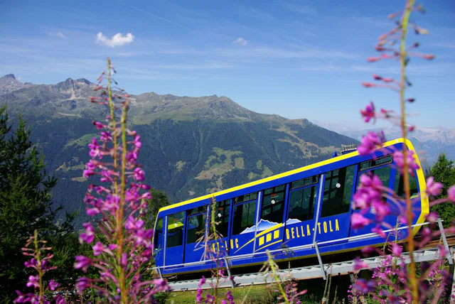 Bequemer Transport mit der Seilbahn.