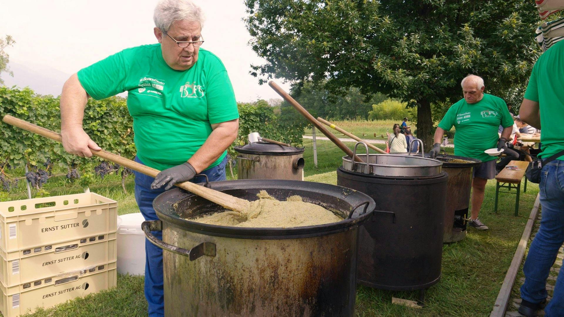 Zubereitung von Polenta.