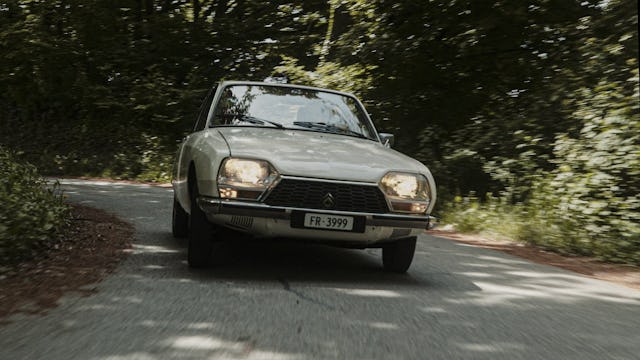 ... und macht es seinem Vorfahren, dem  Citroën GS, gleich.